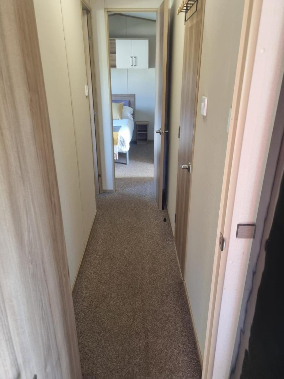 Newquay Bay Porth Caravan - 6 Berth Экстерьер фото
