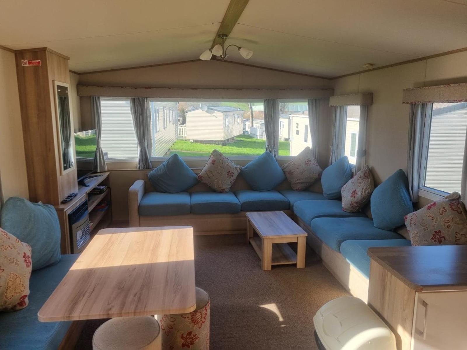 Newquay Bay Porth Caravan - 6 Berth Экстерьер фото